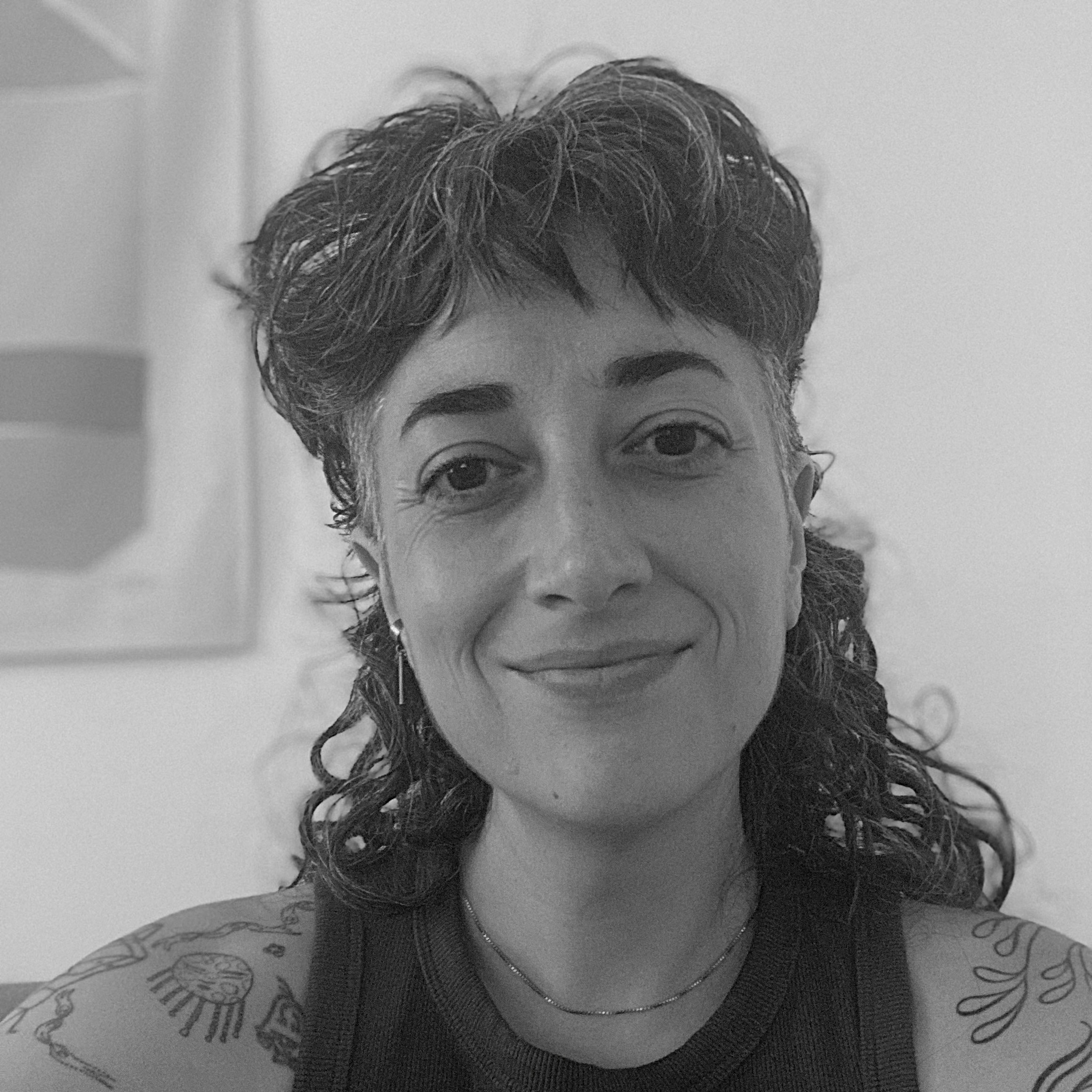 Ava Zeligson (they/them)